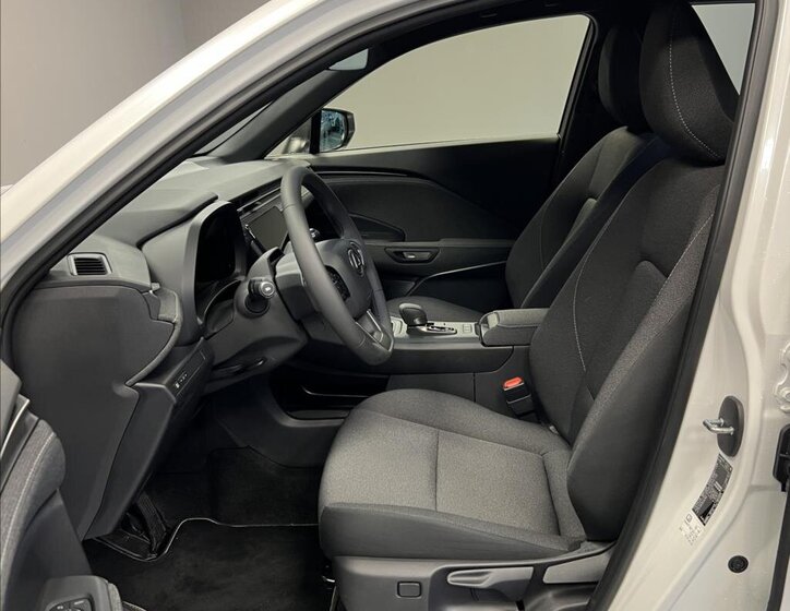 Lexus LBX SUV 1,5 l 100 kw