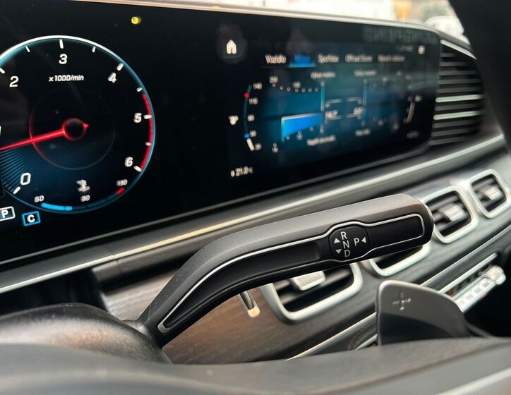 Mercedes-Benz GLS 21