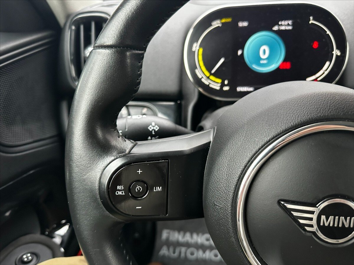 Mini Countryman Kombi 1,5 l 162 kw