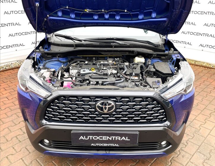 Toyota Corolla Cross SUV 2,0 l 112 kw