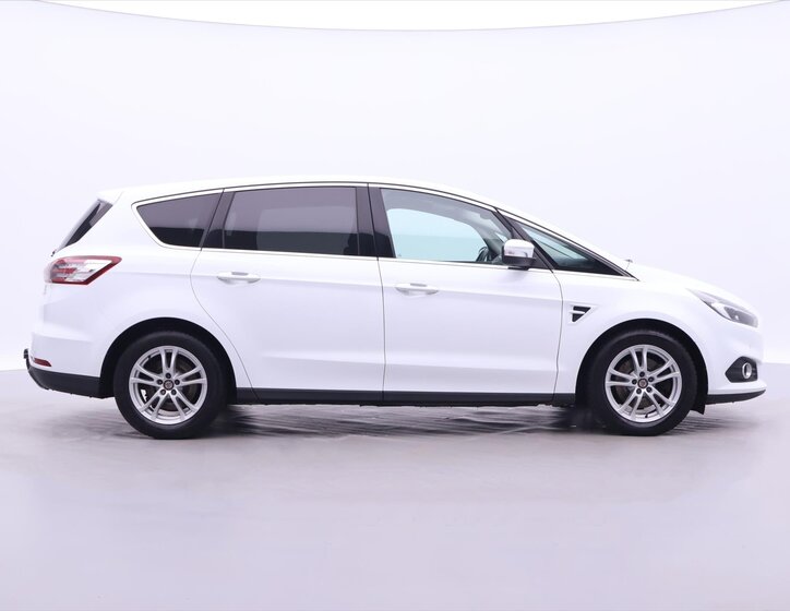 Ford S-MAX 8