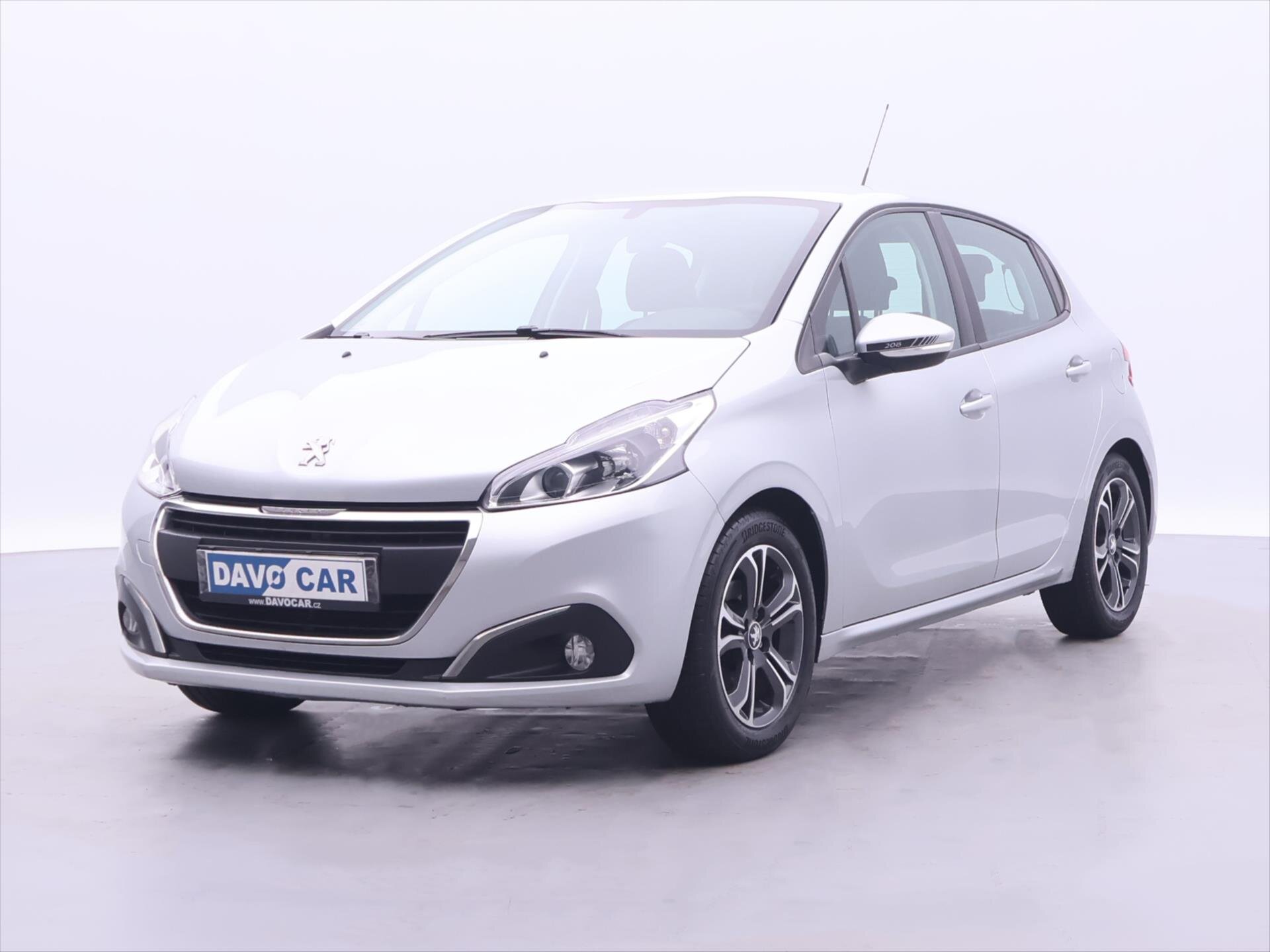 Peugeot 208 Hatchback 1,2 l 60 kw