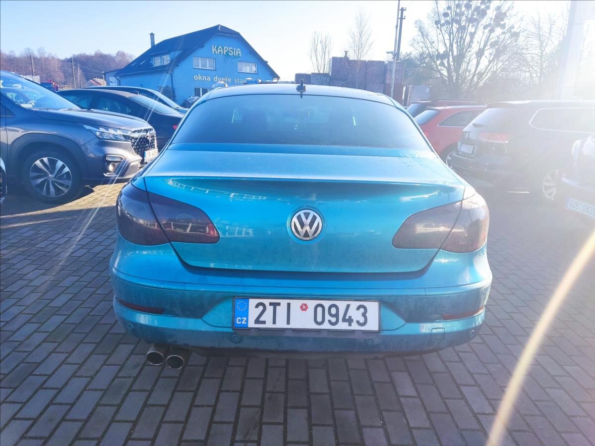 Volkswagen Passat CC Sedan 2,0 l 147 kw