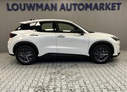 Lexus LBX SUV / Terénní 1,5 l 100 kw