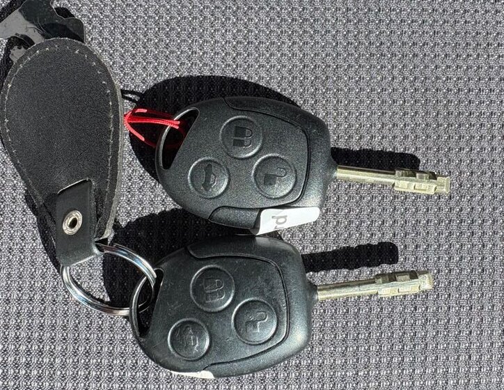 Ford Streetka Kabriolet 1,6 l 70 kw