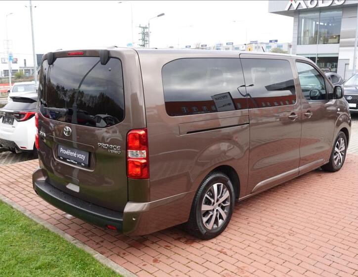 Toyota ProAce Verso 4