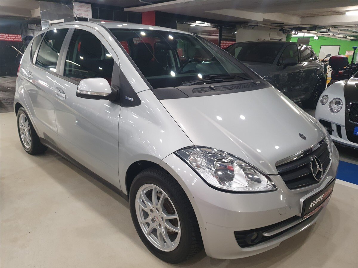 Mercedes-Benz Třídy A Hatchback 1,5 l 70 kw