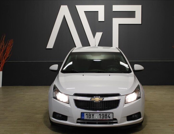 Chevrolet Cruze Sedan / Limuzína 2,0 l 120 kw