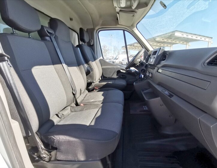 Renault Master Valník 2,3 l 120 kw