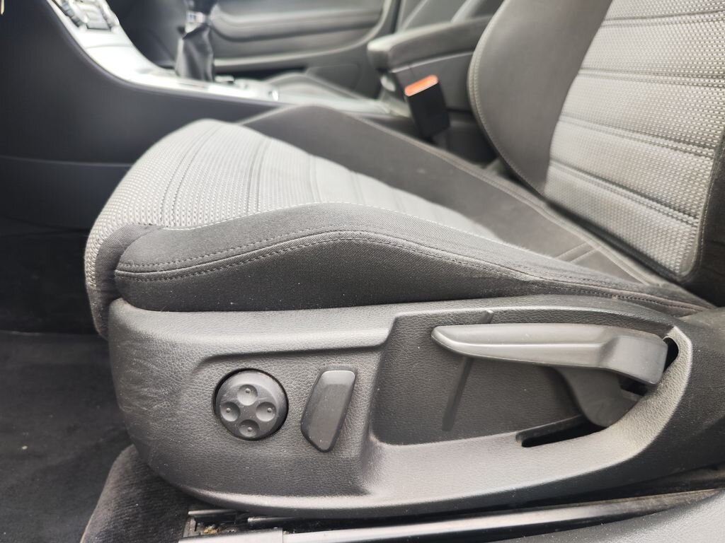 Volkswagen Passat CC Sedan / Limuzína 2,0 l 103 kw