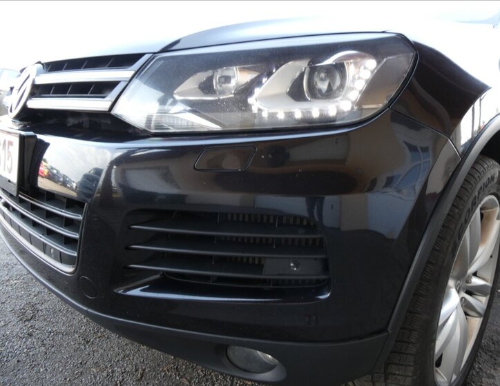 Volkswagen Touareg SUV / Terénní 3,0 l 180 kw