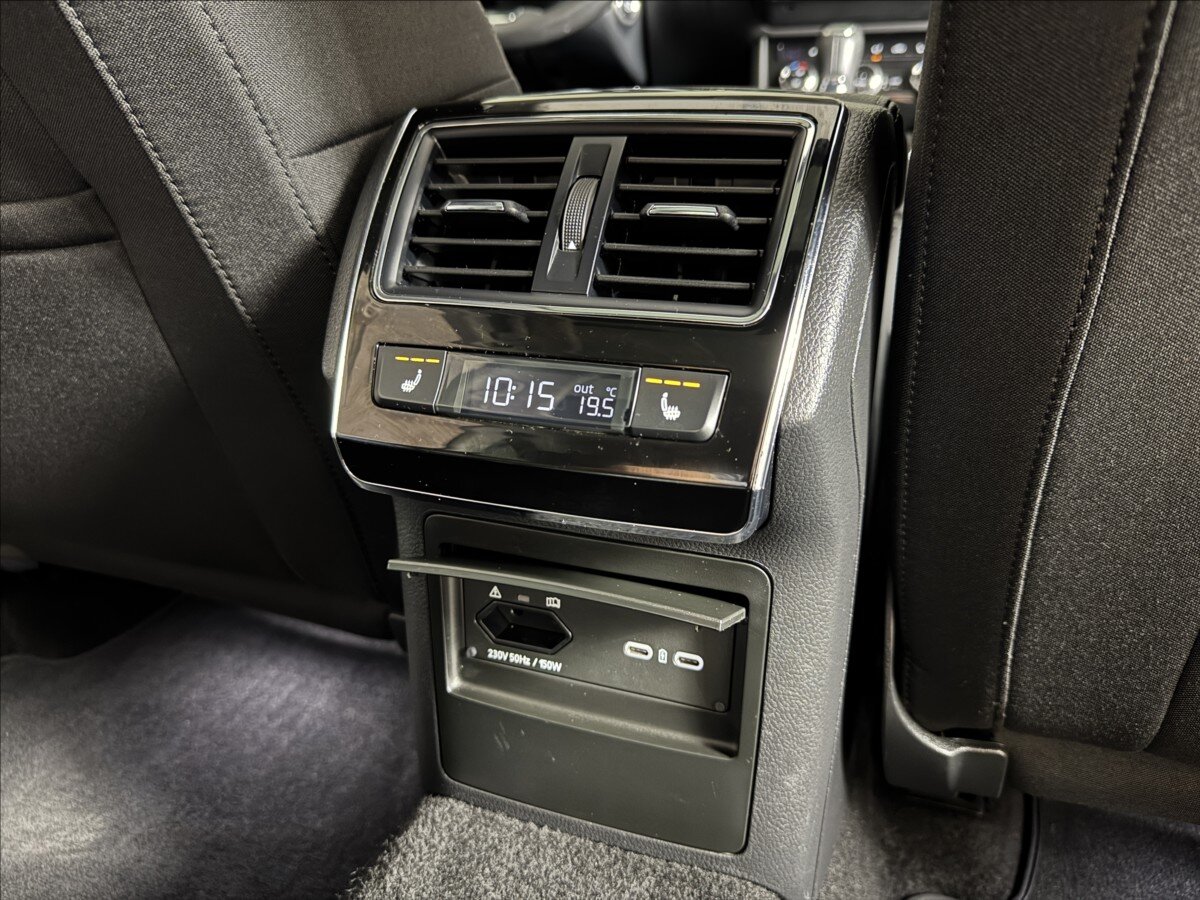 Škoda Superb Kombi 1,4 l 160 kw