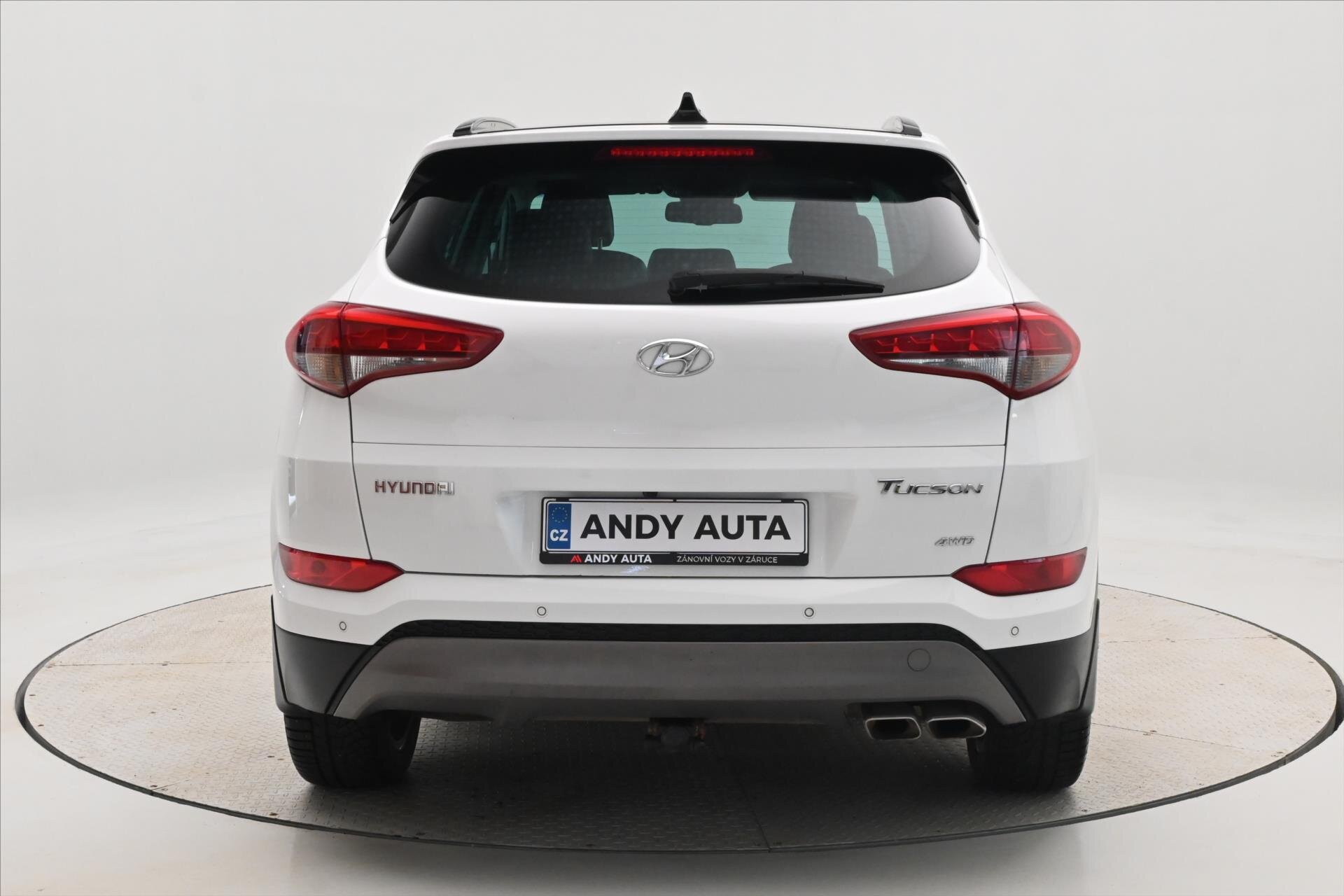 Hyundai Tucson SUV 2,0 l 100 kw