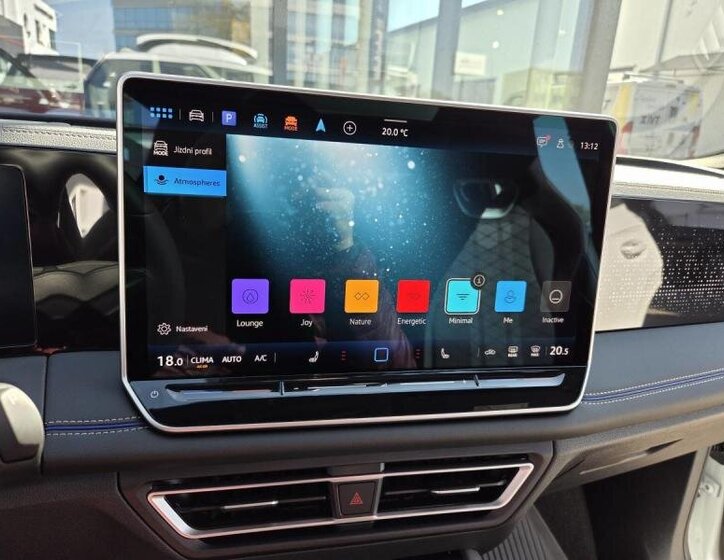 Volkswagen Tiguan SUV 2,0 l 195 kw