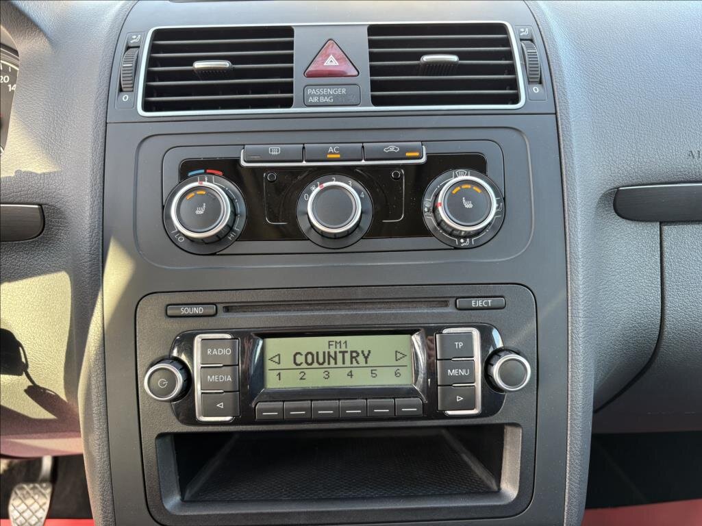 Volkswagen Touran MPV 1,2 l 77 kw