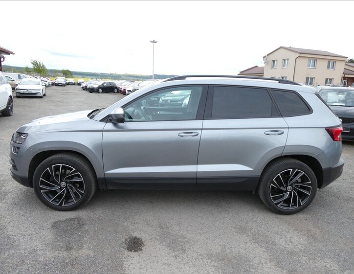 Škoda Karoq SUV / Terénní 2,0 l 110 kw