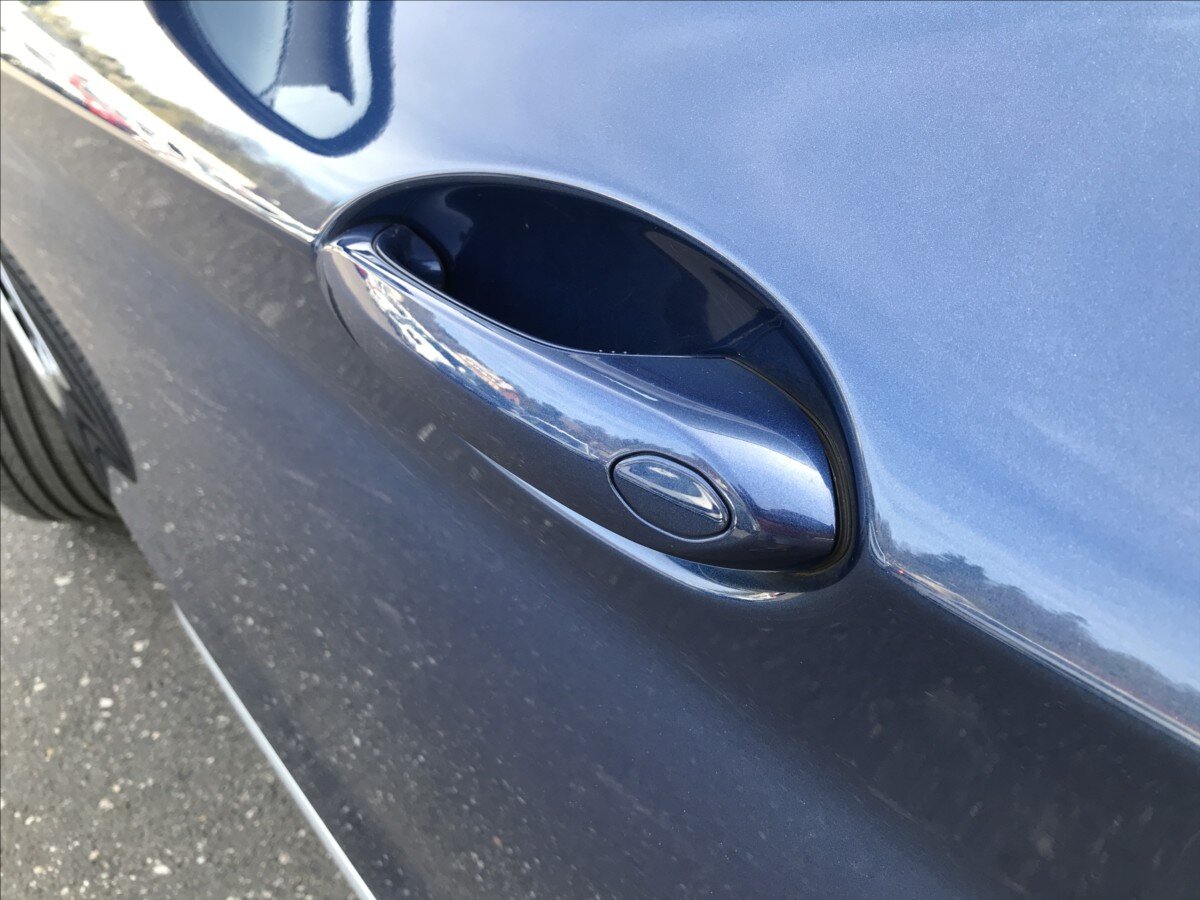 BMW X3 SUV / Terénní 2,0 l 140 kw