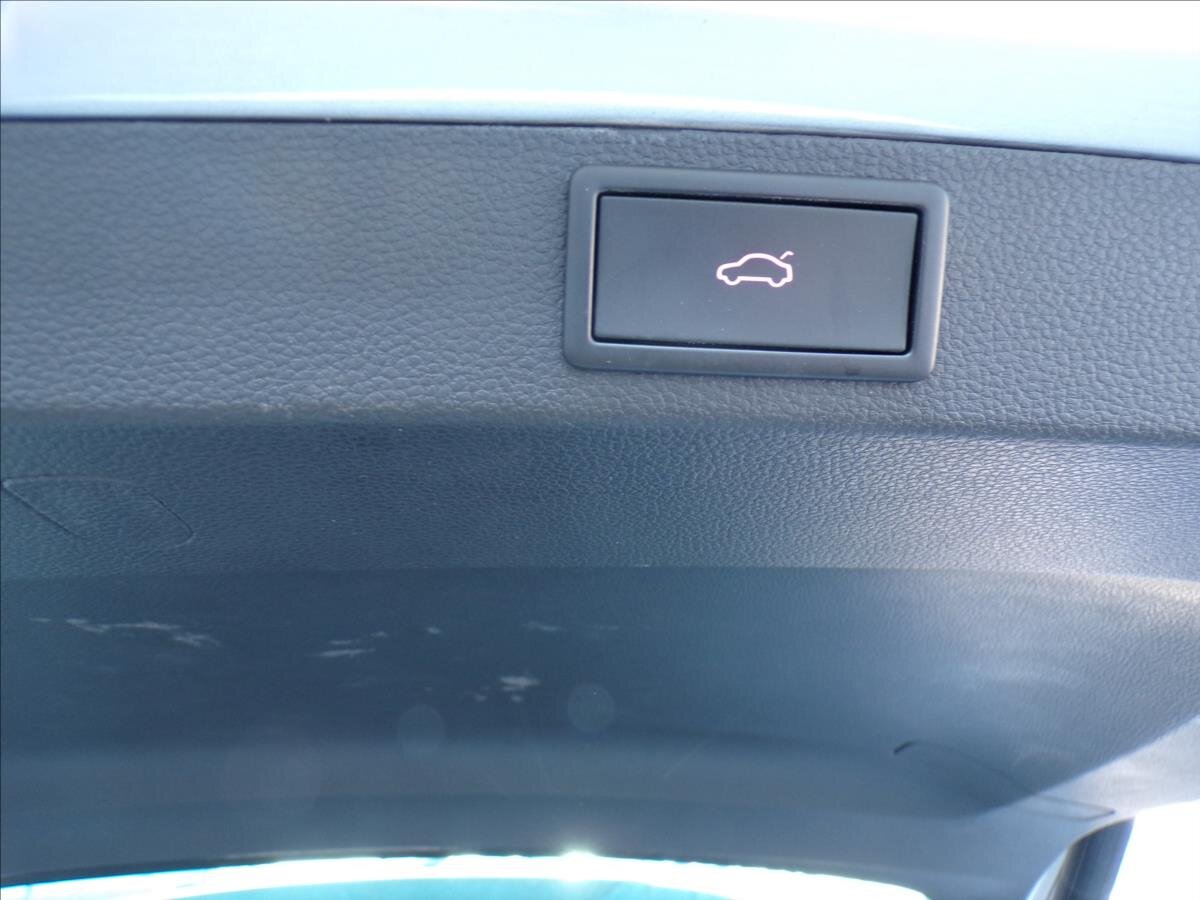 Škoda Karoq Kombi 1,5 l 110 kw