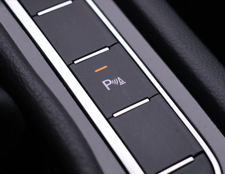 Volkswagen Passat Kombi 2,0 l 140 kw