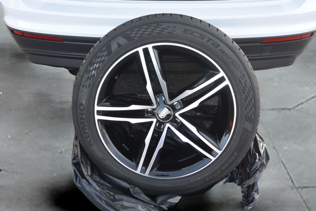 Volkswagen Tiguan SUV / Terénní 2,0 l 110 kw