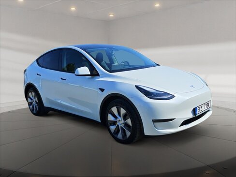 Tesla Model Y SUV / Terénní 0,0 158 kw