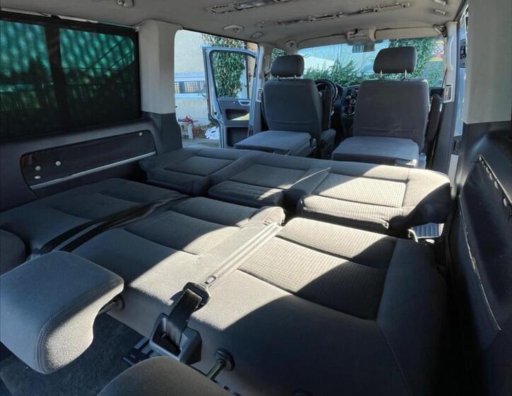 Volkswagen Multivan 27