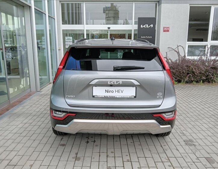 KIA Niro 4