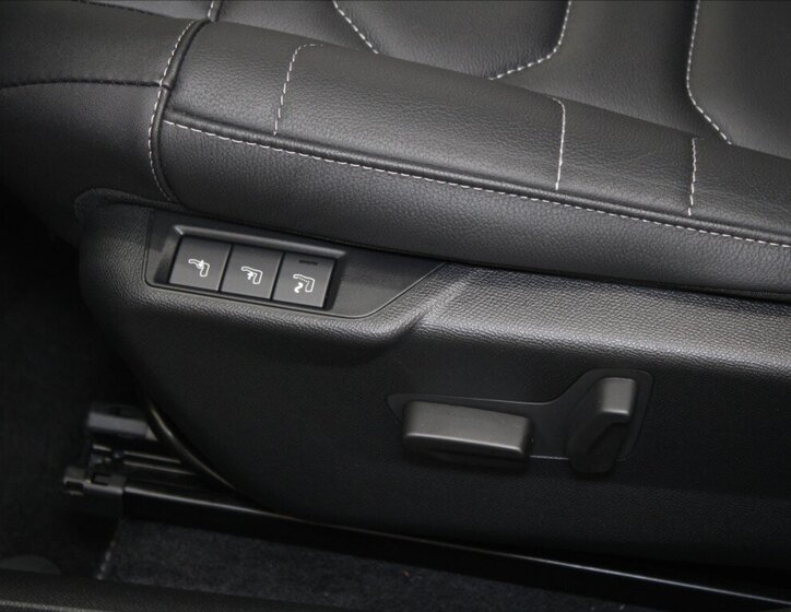 Citroën C4 Hatchback 1,2 l 96 kw