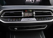 BMW X7 SUV 4,4 l 390 kw