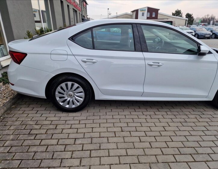 Škoda Octavia Liftback 999,0 81 kw