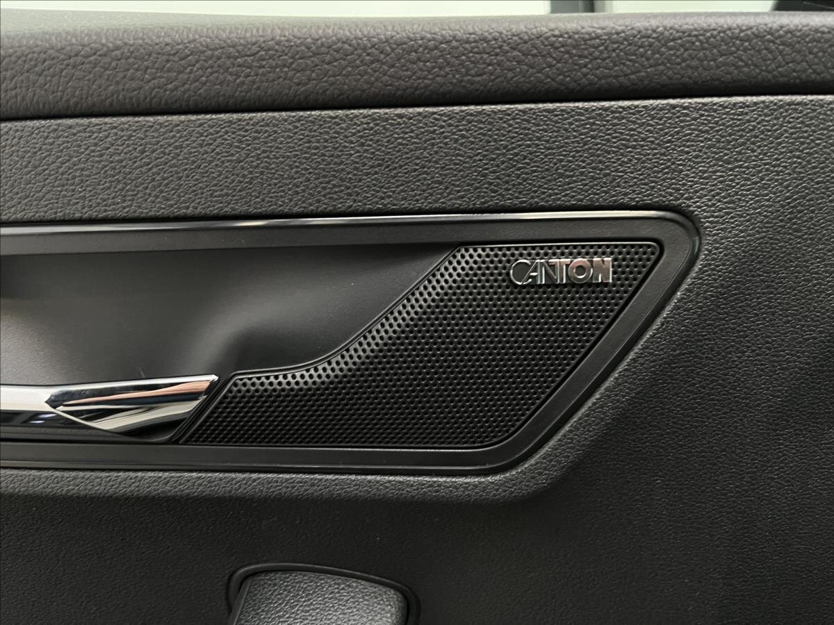 Škoda Karoq SUV / Terénní 1,5 l 110 kw