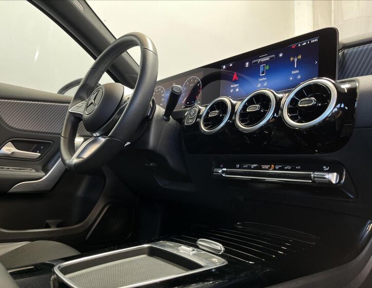 Mercedes-Benz Třídy A 16