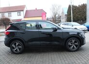 Volvo XC40 Kombi 2,0 l 145 kw