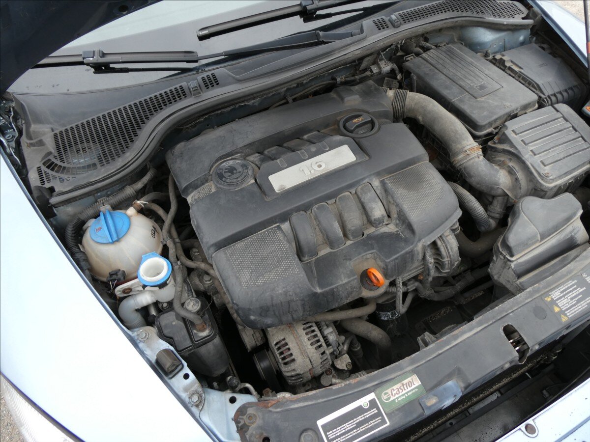 Škoda Octavia Sedan / Limuzína 1,6 l 75 kw