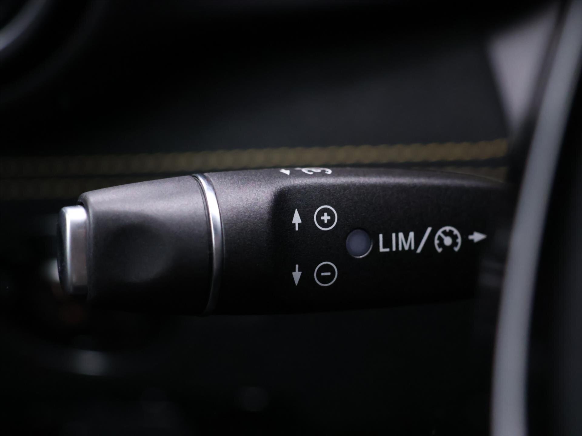 Mercedes-Benz AMG GT Kupé 4,0 l 430 kw