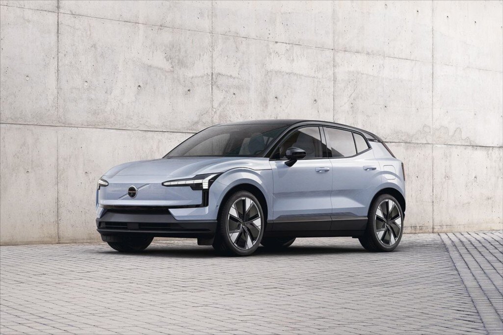 Volvo EX30 SUV 0,0 200 kw