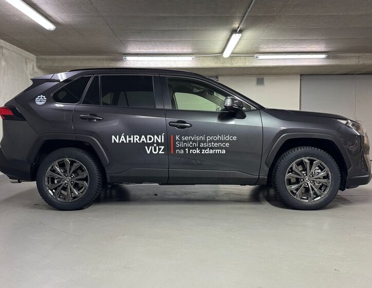 Toyota RAV4 SUV 2,5 l 163 kw