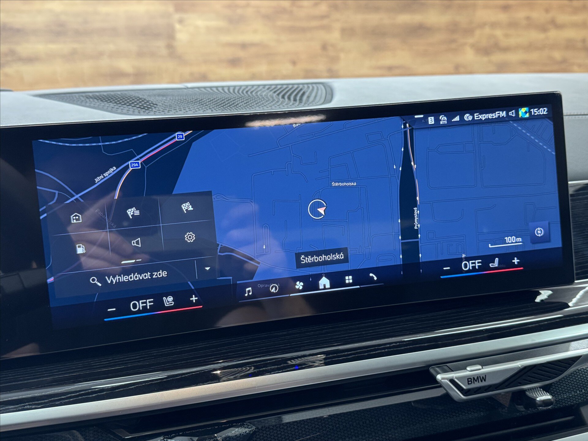 BMW X5 SUV / Terénní 3,0 l 250 kw