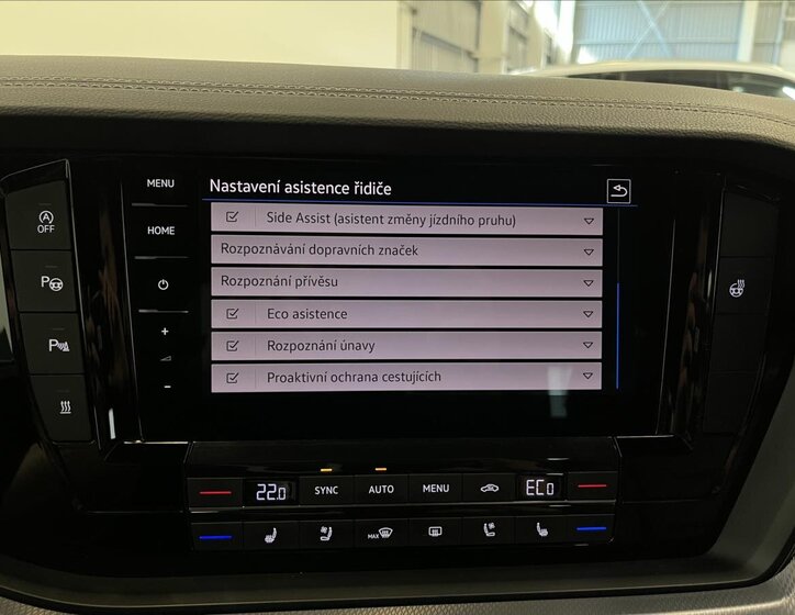 Volkswagen Touareg SUV / Terénní 4,0 l 310 kw