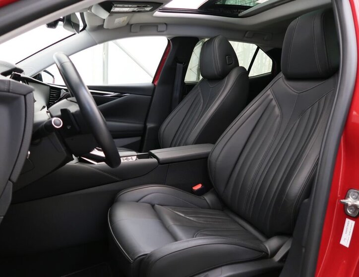 DS Automobiles DS4 Hatchback 1,6 l 132 kw