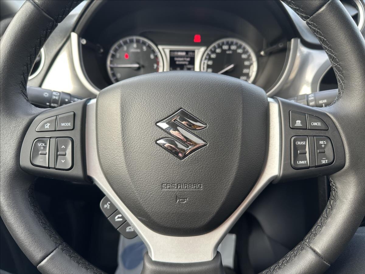 Suzuki Vitara SUV 1,6 l 88 kw