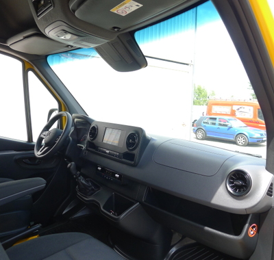 Mercedes-Benz Sprinter 12