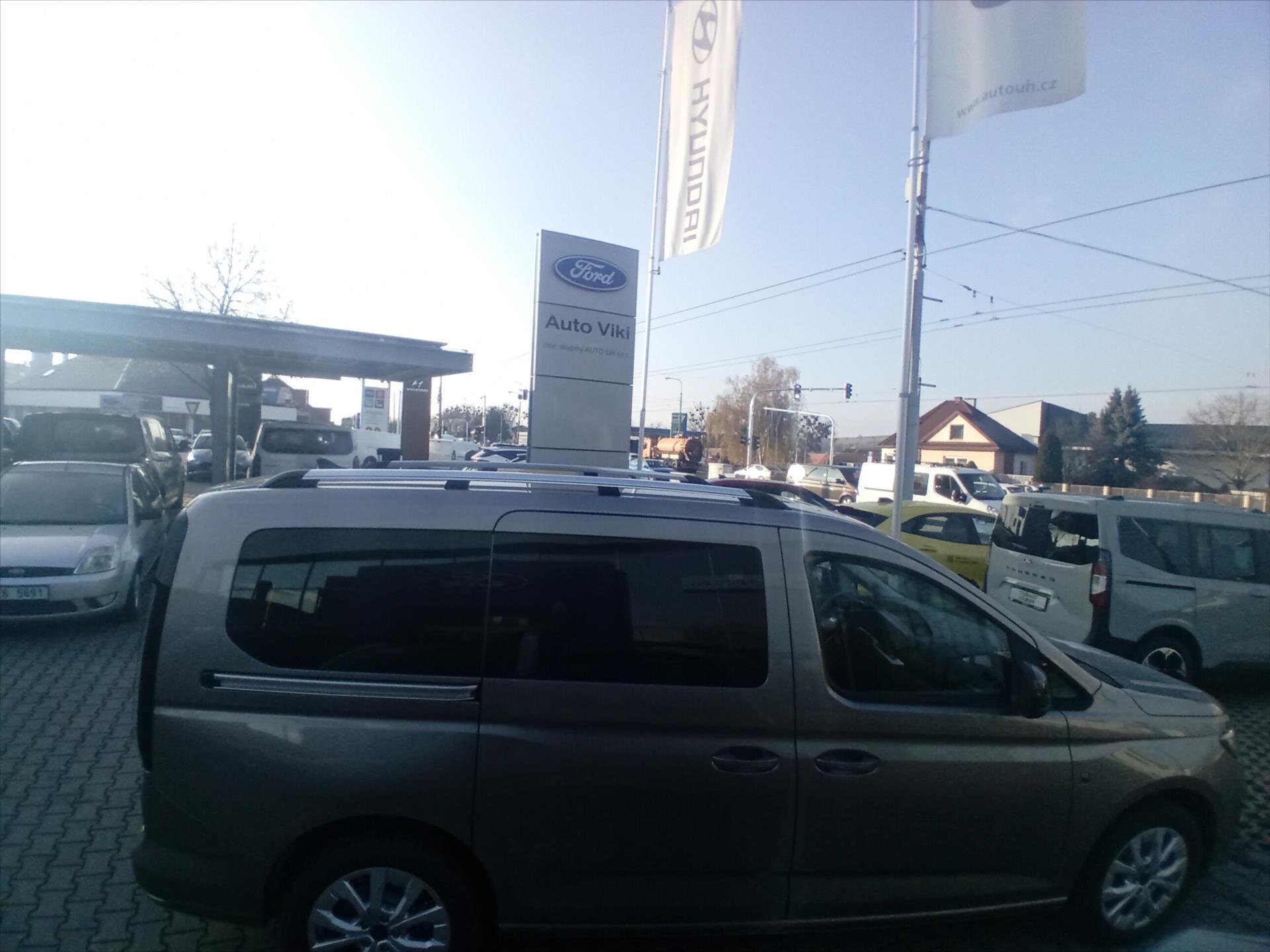 Ford Tourneo Connect Kombi 1,5 l 0