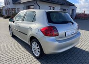 Toyota Auris Hatchback 2,0 l 93 kw