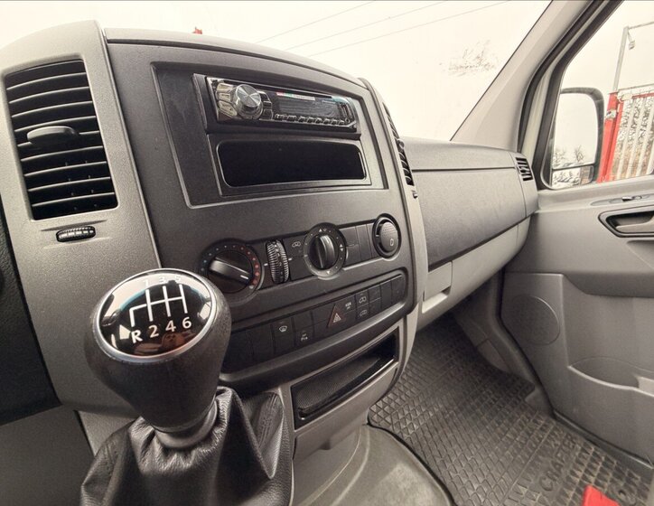 Volkswagen Crafter 11