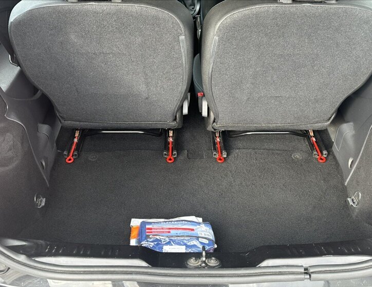 Renault Twingo Hatchback 1,1 l 55 kw