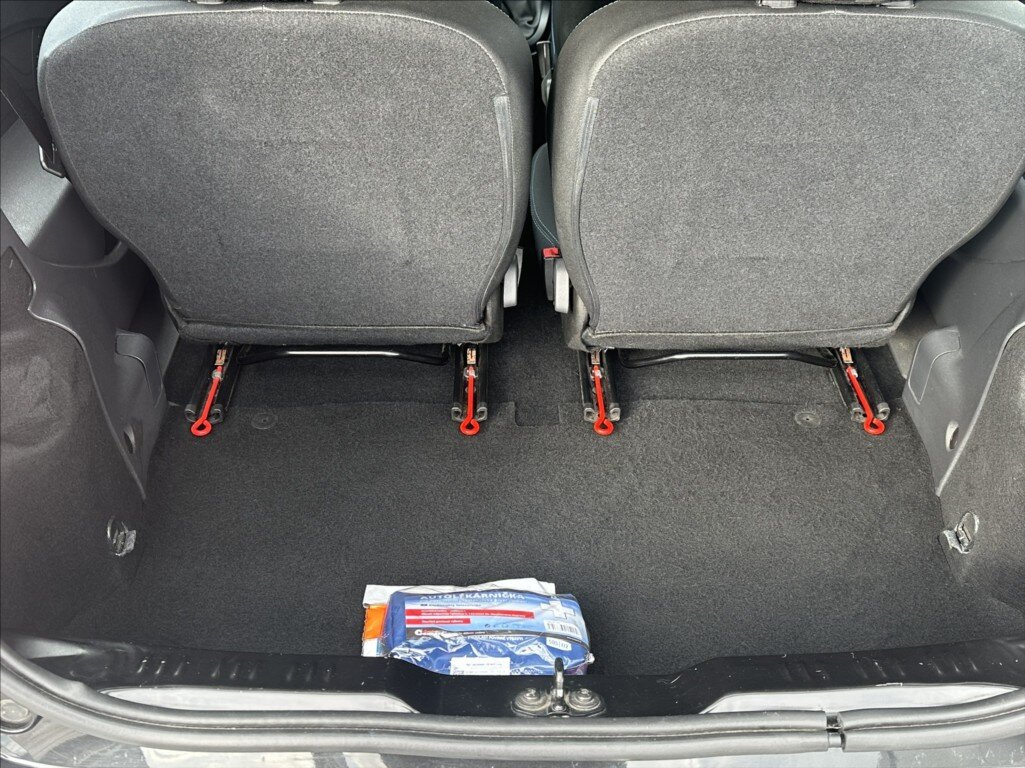 Renault Twingo Hatchback 1,1 l 55 kw