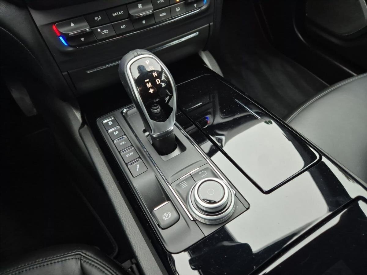 Maserati Ghibli Sedan 3,0 l 316 kw