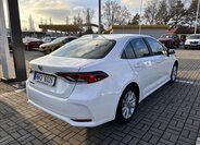 Toyota Corolla Sedan 1,5 l 92 kw