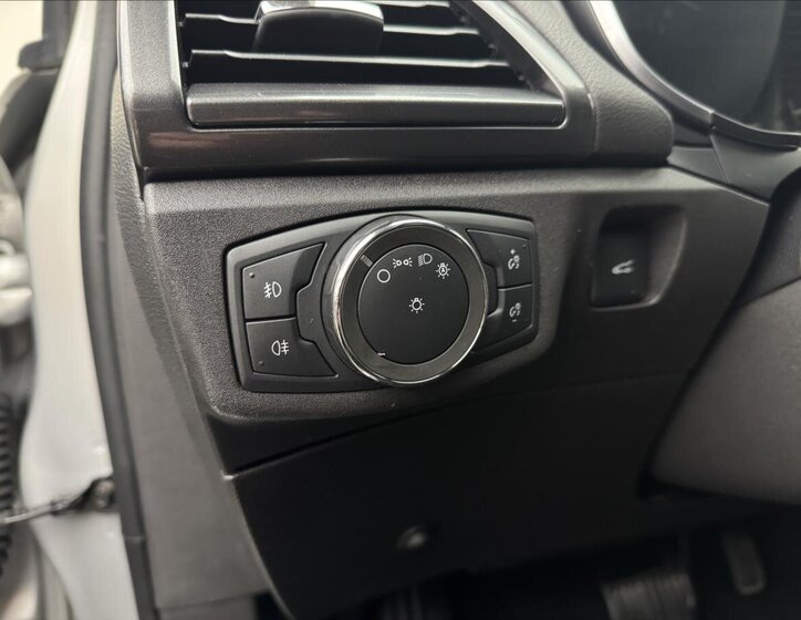 Ford Mondeo Kombi 2,0 l 110 kw